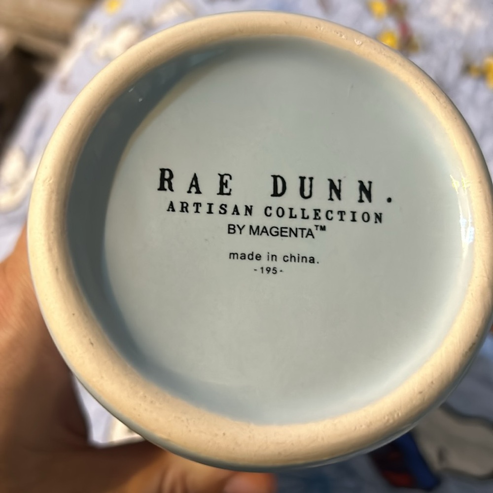 Rae Dunn Christmas Peace On Earth Vase - Picture 4 of 4